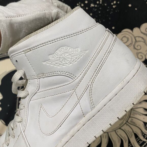 Nike Air Jordan 1 Mid High Top Mens Sneaker Size 13 White Streetwear Basketball main image 7
